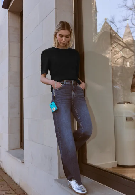 Shirt met ronde hals en pofmouwen Black