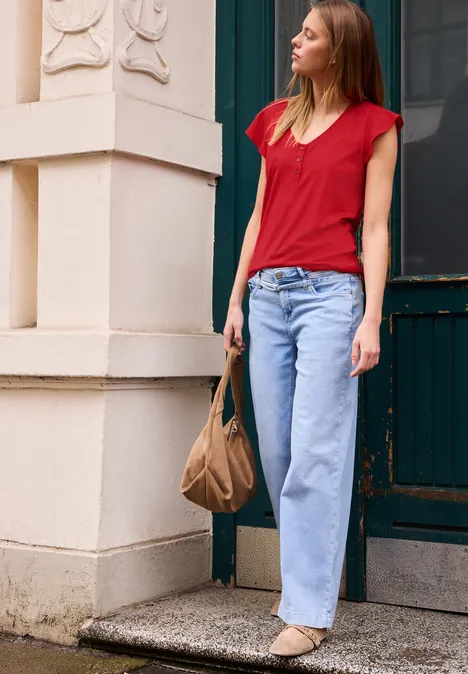 Shirt mit V-Neck und Volant-Ärmeln chili red Shirt mit V-Neck und Volant-Ärmeln chili red