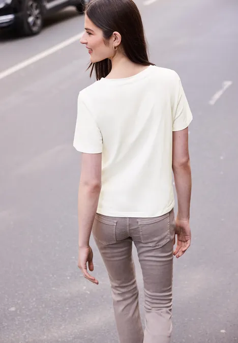 Basic T-Shirt mit Detailprint off white