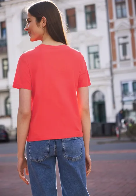 Basic T-Shirt mit Detailprint chili red