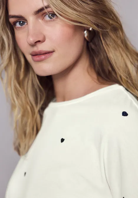 T-Shirt mit Rundhals und Herzprint off white T-Shirt mit Rundhals und Herzprint off white