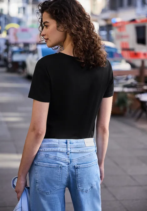 T-shirt basique à col rond et manches courtes Black