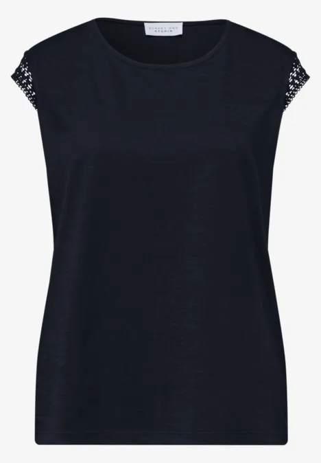 Shirt mit Rundhals und Crochet Ärmeln midnight muse Shirt mit Rundhals und Crochet Ärmeln midnight muse
