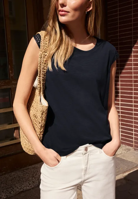 Shirt mit Rundhals und Crochet Ärmeln midnight muse Shirt mit Rundhals und Crochet Ärmeln midnight muse