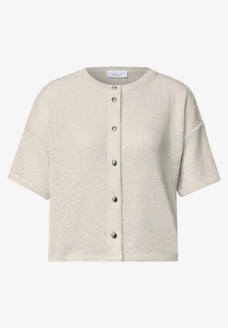 Kurzarm Jacke im Strick-Look mit Rundhals vanilla sand Beige kurzärmelige Strickjacke mit Knopfleiste, rundem Ausschnitt und leichter Struktur.