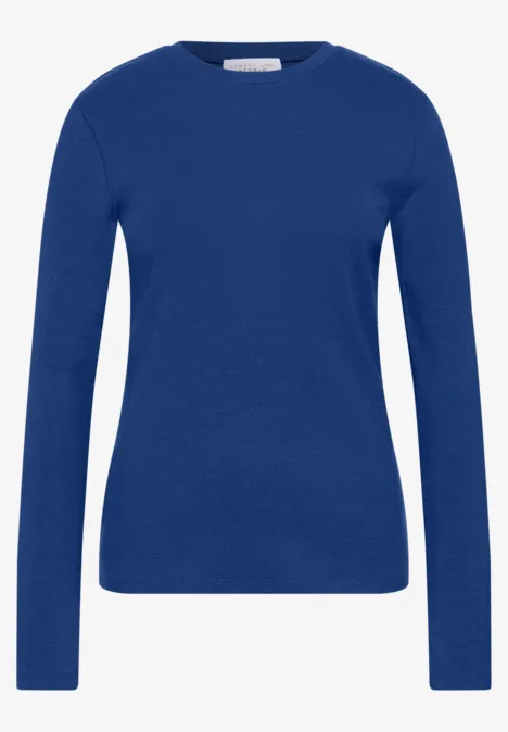T-shirt basique uni à col rond starry blue Ein schlichter, blauer Pullover mit langen Ärmeln und Rundhalsausschnitt.