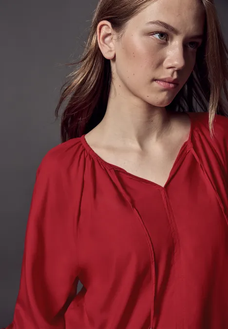 Bluse mit Raffungen urban red