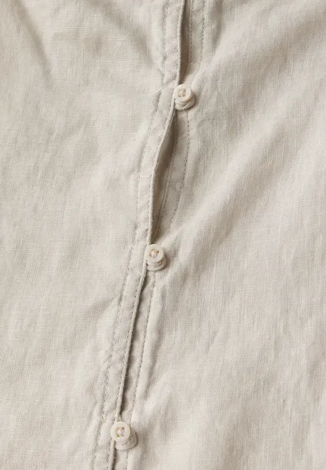 Blusentop mit Knopfdetail moonstone sand
