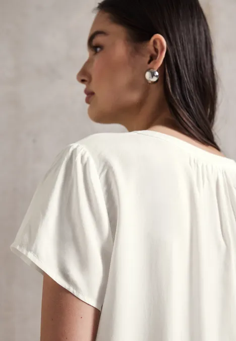 Kurzarmbluse in Unifarbe off white