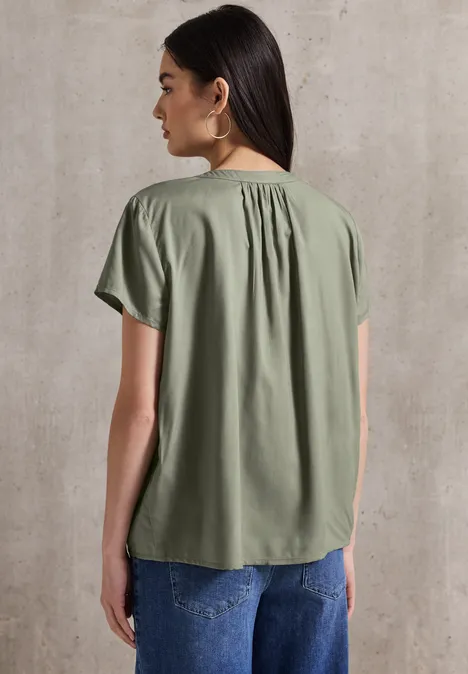 Kurzarmbluse in Unifarbe pale mud green