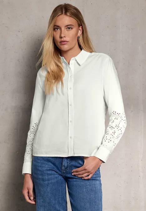 Bluse mit bestickten Ärmeln off white