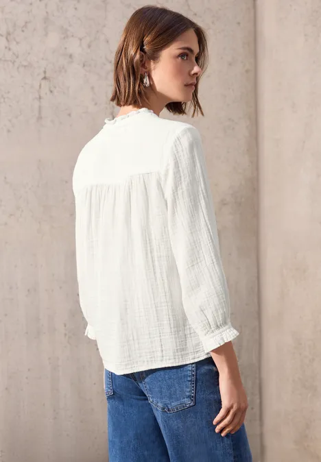 Musselin-Bluse mit Rüschen off white