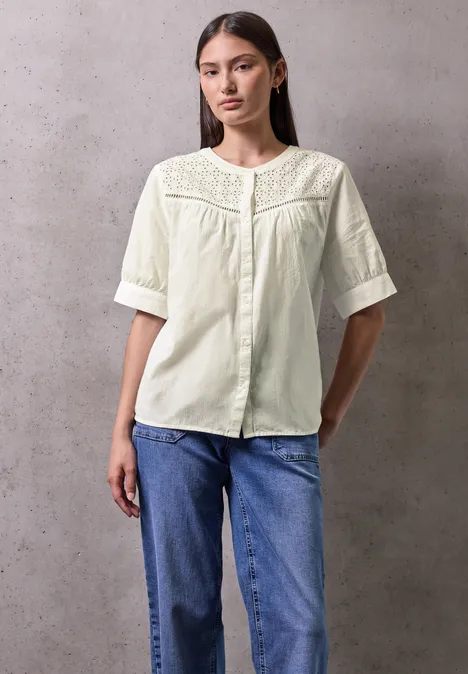 Kurzarmbluse mit Stickerei off white