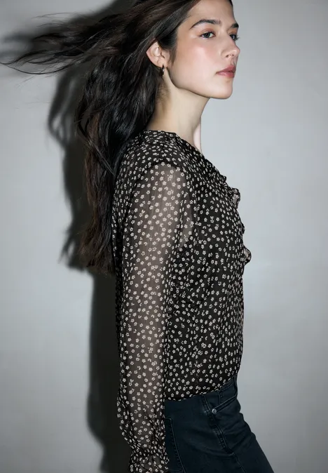 Chiffonbluse mit Volants Black Chiffonbluse mit Volants Black