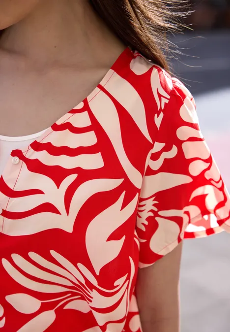 Bluse mit V-Neck und floralem Muster chili red