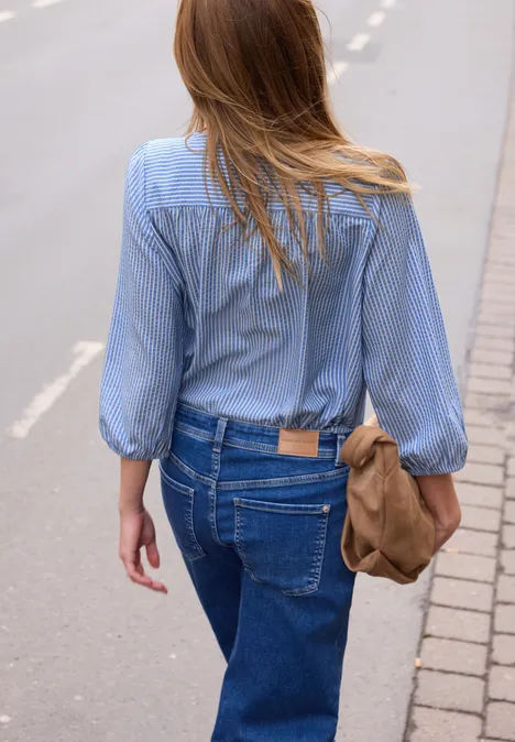 Chemisier à manches 3/4 en qualité seersucker original blue Chemisier à manches 3/4 en qualité seersucker original blue