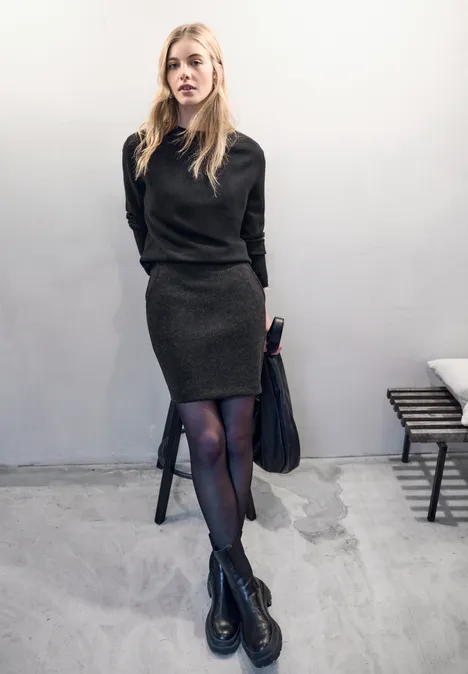 Rock in Wolloptik anthracite melange Rock in Wolloptik anthracite melange