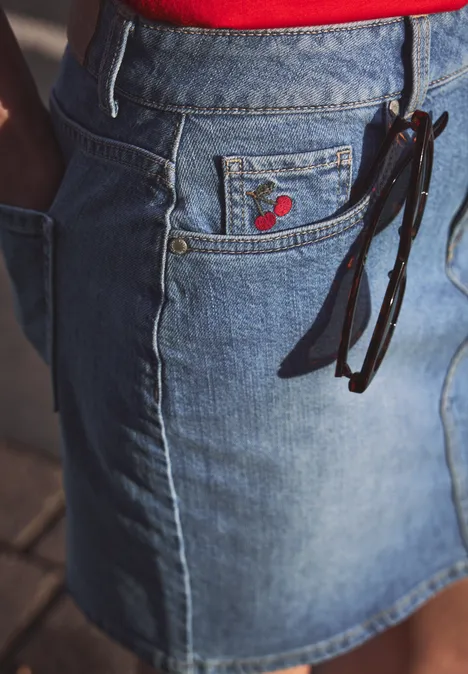 Korte denim rok in een High Waist pasvorm light mid blue washed