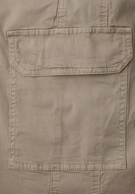 Knielange rok in cargolook silent sand