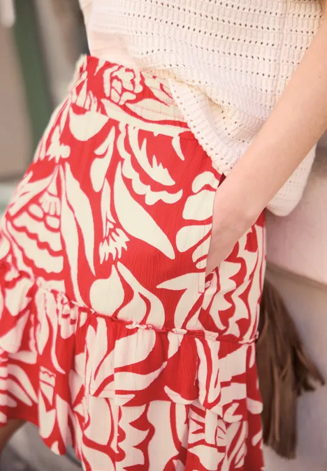 Knielange rok met bloemenpatroon chili red