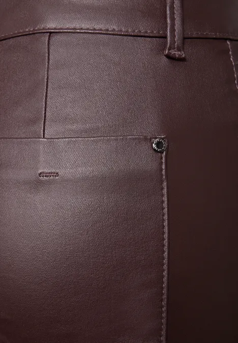 Hose im Leder-Look teak tint red