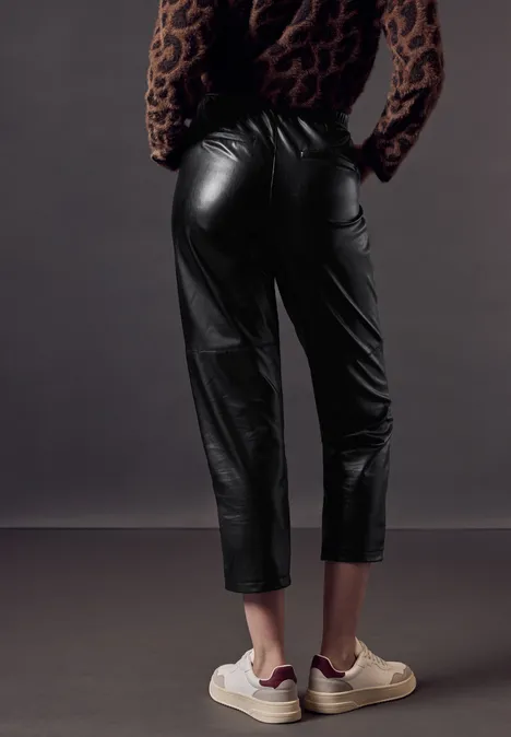 Hose im Leder-Look Black