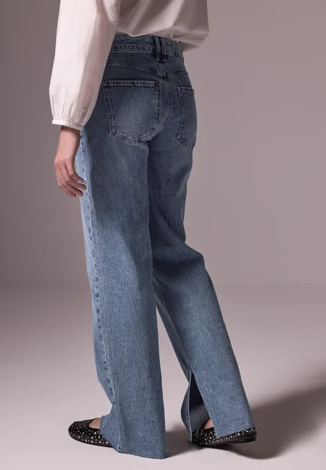 Straight Leg Jeans Medium Blue Washed