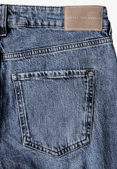 Straight Leg Jeans Medium Blue Washed