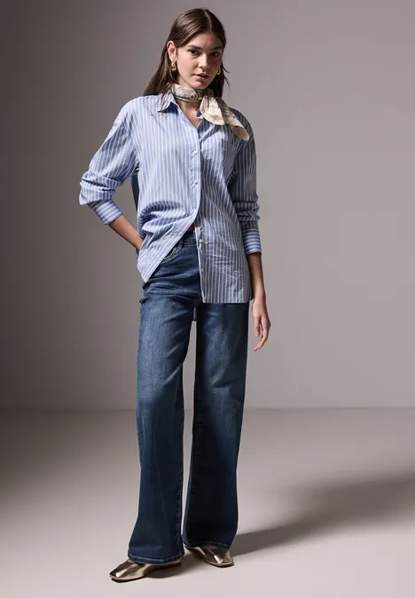 Jeans im Loose Fit Dark Blue Tinted wash