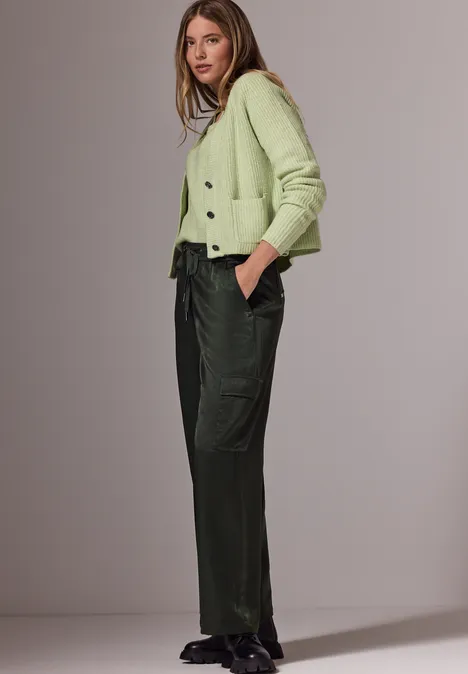 Cargo broek wijde pijpen oil green