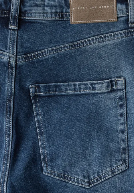 Jeans im Mom Fit Medium Blue Wash