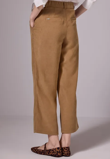 Straight Leg Hose mit Nieten creamy brown