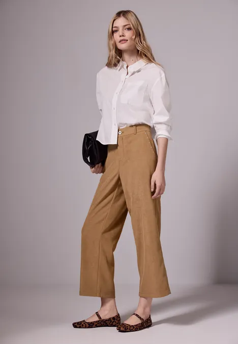 Straight Leg Hose mit Nieten creamy brown