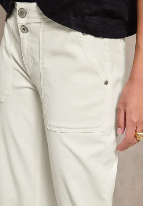 Straight Leg Jeans Ecru washed