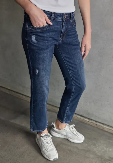 Straight Leg Jeans Dark Blue Wash
