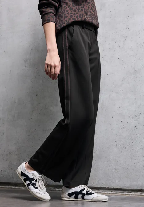 Hose mit Gallonstreifen Black