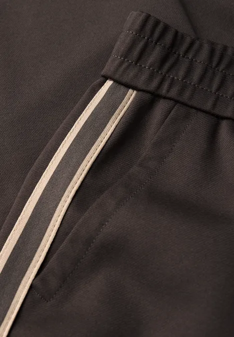 Hose mit Gallonstreifen dark auburn brown