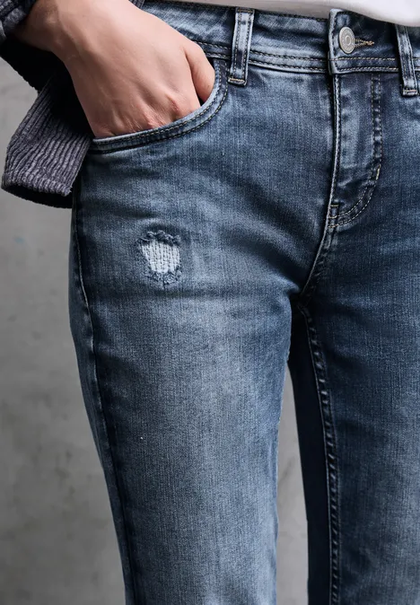 Jeans mit Destroyed Details Medium Blue Destroy