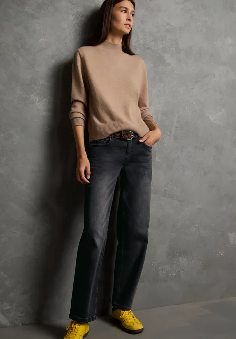 Straight Leg Jeans Black Washed