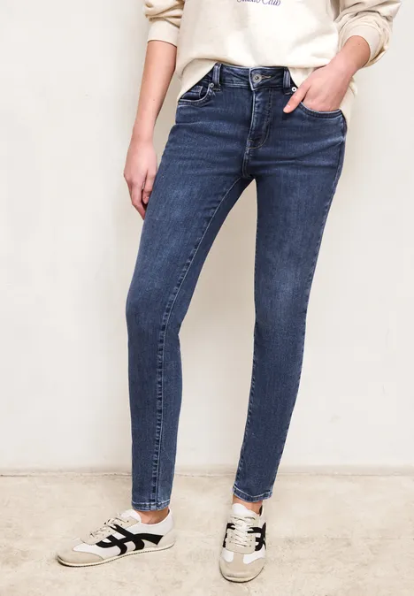 Skinny Legs Jeans Dark Blue Soft Washed
