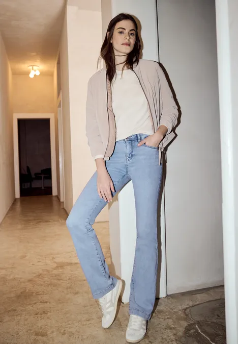 Jeans Bootcut Ultra Bleach Wash