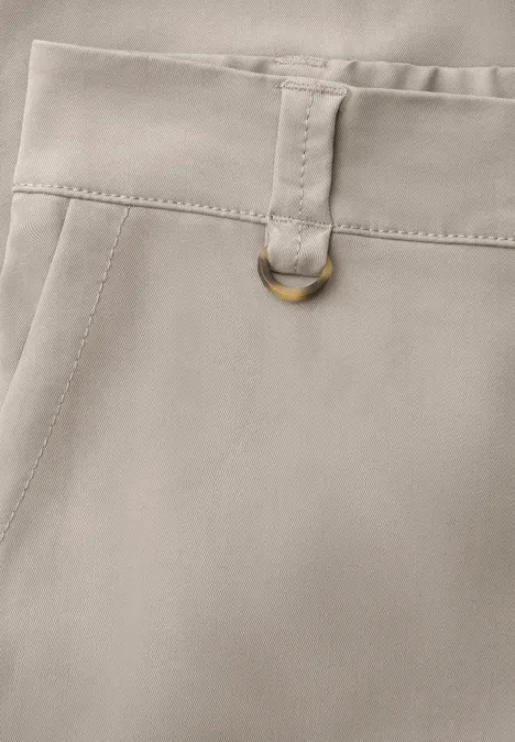 Mid Waist Slim Leg Chino im Casual Fit quiet ivory