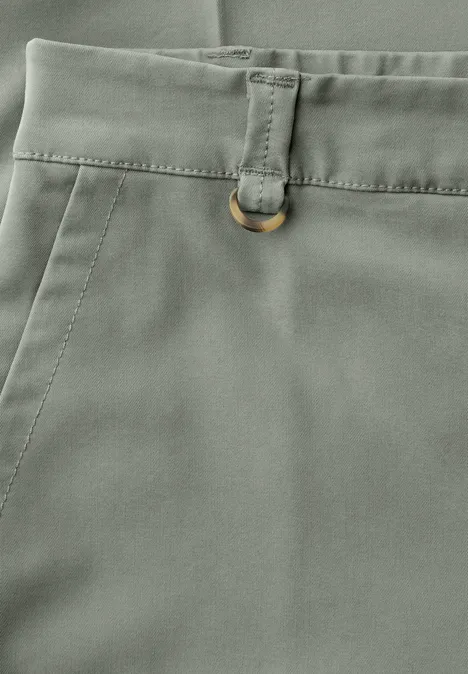 Mid Waist Slim Leg Chino im Casual Fit sea spray green