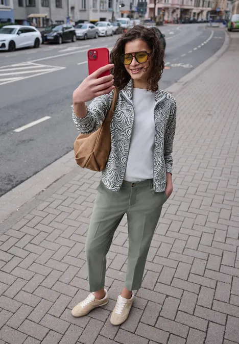 Mid Waist Slim Leg Chino im Casual Fit sea spray green