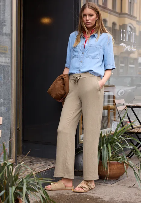 Wide Leg Hose in Crinkle Crash Struktur silent sand