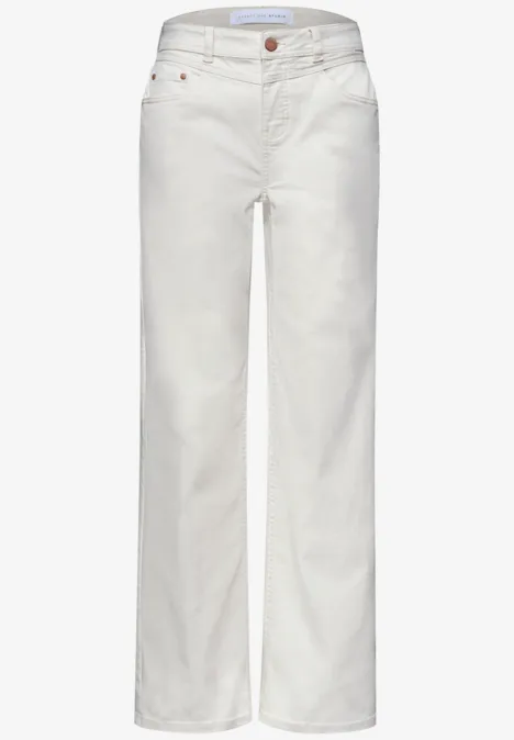 Weiße Jeanshose mit geradem Schnitt und fünf Taschen