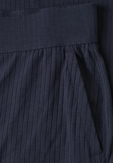 Wide Leg Hose in Rippstruktur midnight muse Dunkelblauer Rock mit feinen senkrechten Nadelstreifen, geraffter Taille und seitlicher Tasche.
