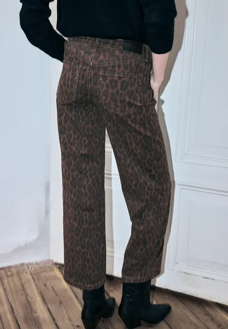 Wide Leg Leo Jeans Leo Print washed Wide Leg Leo Jeans Leo Print washed