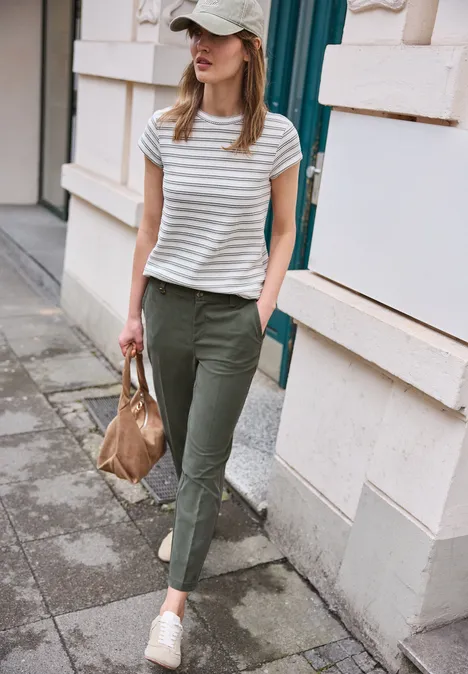 Mid Waist Slim Leg Chino im Casual Fit ashen olive