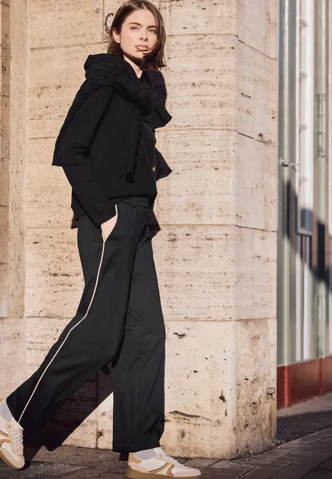 Spodnie z prostymi nogawkami Black